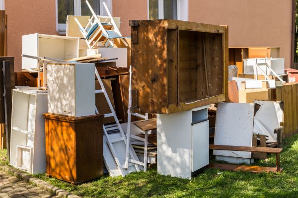 Junk Haul Away Service in Royal Oak