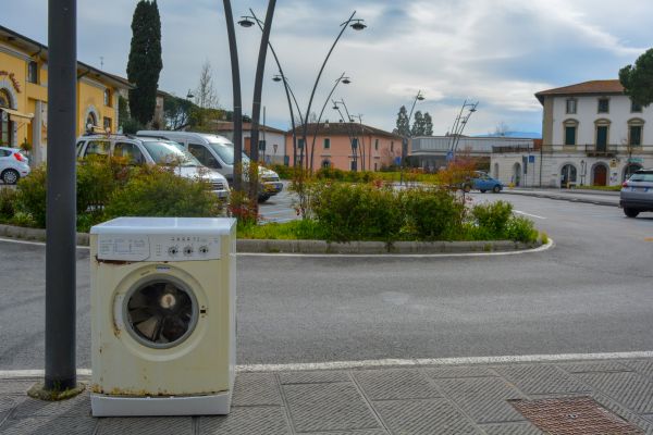 Washing Machine Removal in Royal Oak