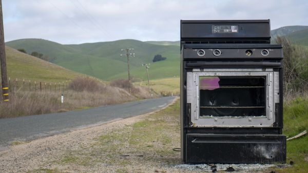 Oven Disposal Service in Royal Oak